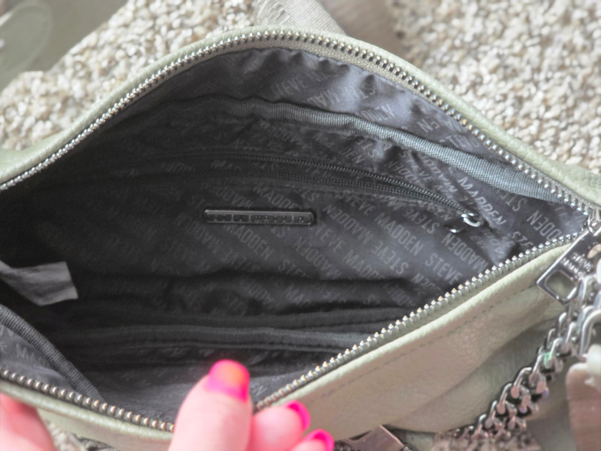 Steve Madden Sage Olive Green Like new Convertible Cross body chain strap